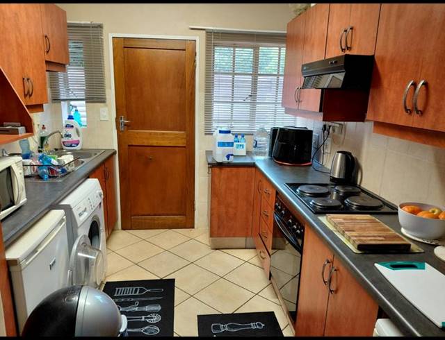 2 BEDROOM TOWNHOUSE FOR SALE IN ANNLIN